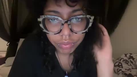 strrwberry online show from 03-09-26, 05:33