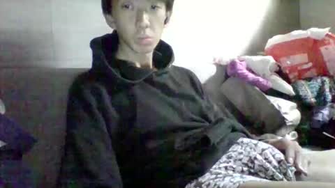 Asian boy online show from 01-15-26, 05:38