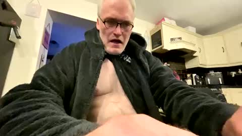 stud_1975 online show from 04-06-26, 02:20