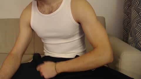 Stud From Paris online show from 02-27-25, 05:04