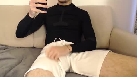 Stud From Paris online show from 02-19-26, 11:50