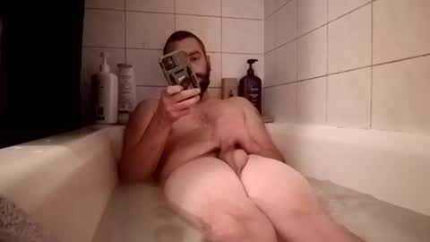 Snapshot of studmuffinizer3000 chatting on 10-16-25, 04:13 Stud online show from 10-16-25, 04:13