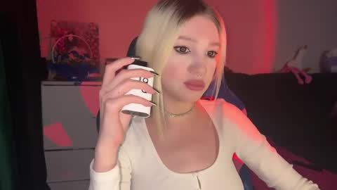 Snapshot of stuffy_ri chatting on 01-11-25, 05:40 stuffy_ri online show from 01-11-25, 05:40