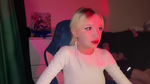 Snapshot of stuffy_ri chatting on 01-12-25, 07:31 stuffy_ri online show from 01-12-25, 07:31