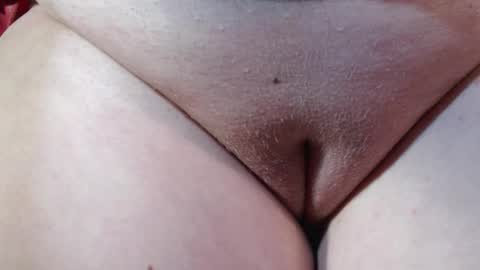 Snapshot of stunningboobs chatting on 11-02-25, 07:11 Natasha online show from 11-02-25, 07:11