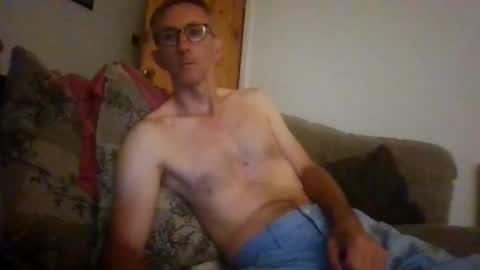 Snapshot of stuuuey73 chatting on 07-10-26, 09:17 stuuuey73 online show from 07-10-26, 09:17