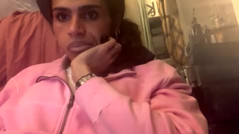 Snapshot of stxllaxcx chatting on 10-03-25, 02:19 stxllaxcx online show from 10-03-25, 02:19