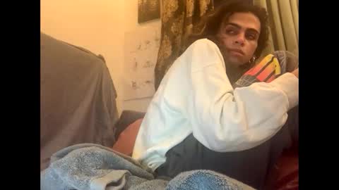Snapshot of stxllaxcx chatting on 10-07-25, 10:34 stxllaxcx online show from 10-07-25, 10:34