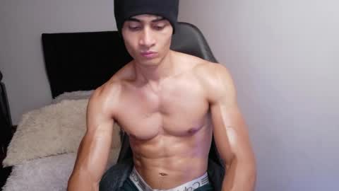 Snapshot of stylishman01 chatting on 05-29-26, 12:19 stylish man online show from 05-29-26, 12:19
