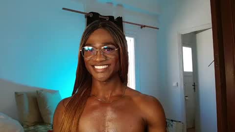 Suanny Klatten  It is my account independent  online show from 02-11-25, 02:24