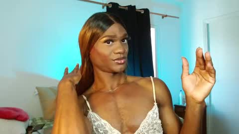 Suanny Klatten  It is my account independent  online show from 02-24-25, 12:59