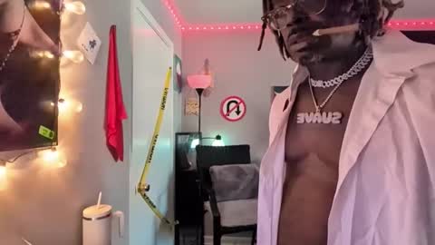 Hot Chocolate online show from 11-23-25, 08:08