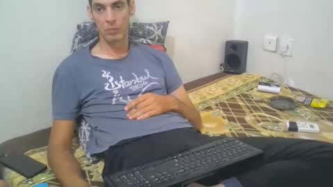 Snapshot of subbdsm82 chatting on 09-29-25, 07:08 subbdsm82 online show from 09-29-25, 07:08