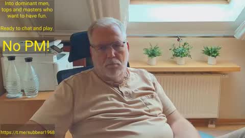 subbear1968 online show from 06-09-26, 03:12