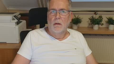 subbear1968 online show from 07-05-26, 07:54