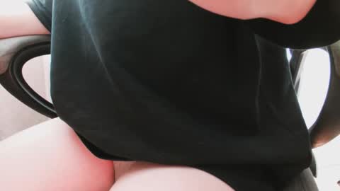 Snapshot of subfembo chatting on 09-11-25, 09:53 Sub Femboy online show from 09-11-25, 09:53