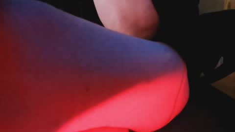 Snapshot of subfembo chatting on 09-20-25, 11:06 Sub Femboy online show from 09-20-25, 11:06