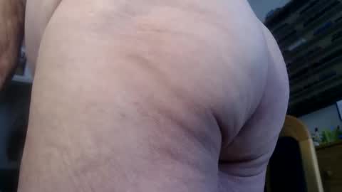 Snapshot of subibuns chatting on 02-13-26, 11:17 Marcel online show from 02-13-26, 11:17