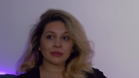 Carla online show from 09-16-25, 09:10