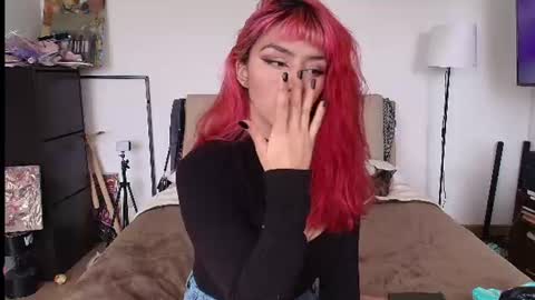 Snapshot of sublimetouch chatting on 06-15-26, 02:30 Zoe online show from 06-15-26, 02:30