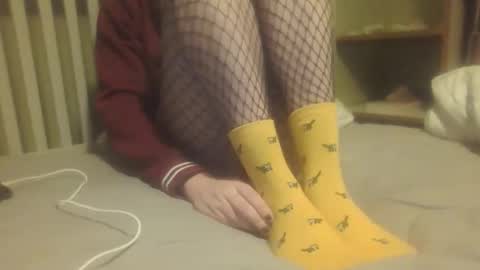 sublucyx online show from 12-19-25, 04:47