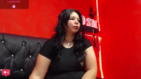 Snapshot of submissive__atina chatting on 12-08-24, 11:29 Nicky online show from 12-08-24, 11:29