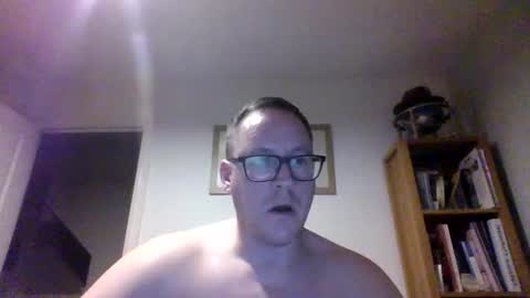 Snapshot of subpig84 chatting on 03-12-26, 11:11 Sub Male online show from 03-12-26, 11:11