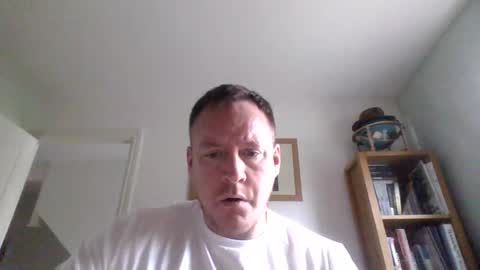 Snapshot of subpig84 chatting on 03-15-26, 01:50 Sub Male online show from 03-15-26, 01:50