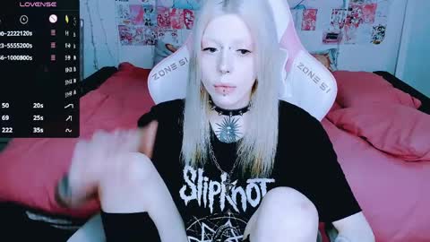 Snapshot of succubus_leslie chatting on 03-31-26, 06:08 succubus_leslie online show from 03-31-26, 06:08