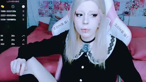 Snapshot of succubus_leslie chatting on 04-01-26, 06:14 succubus_leslie online show from 04-01-26, 06:14