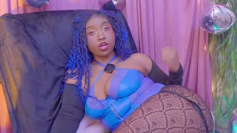 Succubus RoseMilk online show from 05-27-26, 11:57