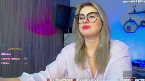 suchcute_ online show from 02-17-26, 03:03
