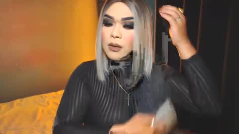 Snapshot of suckablecockoffreya chatting on 12-21-24, 11:45 JADE ELYSE online show from 12-21-24, 11:45