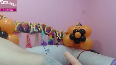 Sucky  online show from 10-10-25, 12:04