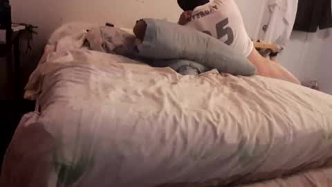 Cuteipie online show from 12-18-25, 08:15