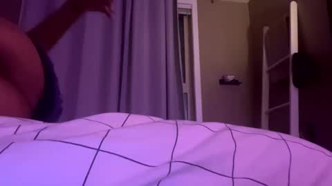 Snapshot of suckmythong410104 chatting on 12-16-24, 03:51 SaraSabeen online show from 12-16-24, 03:51