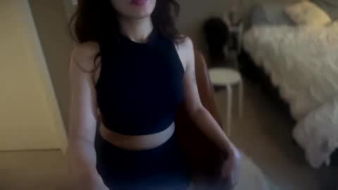 Snapshot of suckmythong410104 chatting on 02-27-25, 09:36 SaraSabeen online show from 02-27-25, 09:36