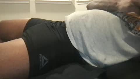 Snapshot of suckonthis318 chatting on 03-05-25, 04:56 suckonthis318 online show from 03-05-25, 04:56