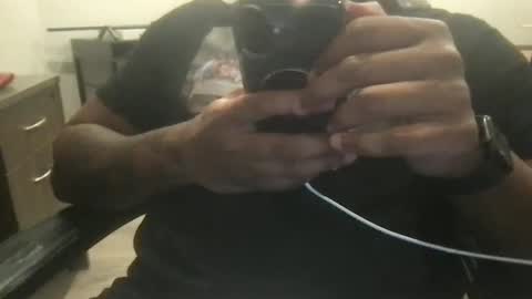 Snapshot of suckonthis318 chatting on 03-09-25, 06:50 suckonthis318 online show from 03-09-25, 06:50