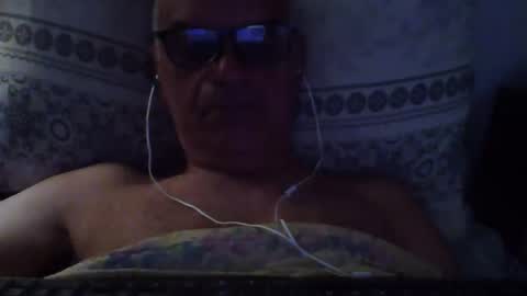 Snapshot of sugar1971 chatting on 05-04-26, 04:19 paolo online show from 05-04-26, 04:19