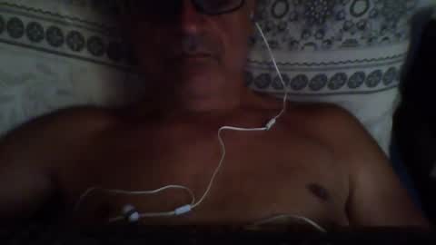 Snapshot of sugar1971 chatting on 05-25-26, 08:42 paolo online show from 05-25-26, 08:42