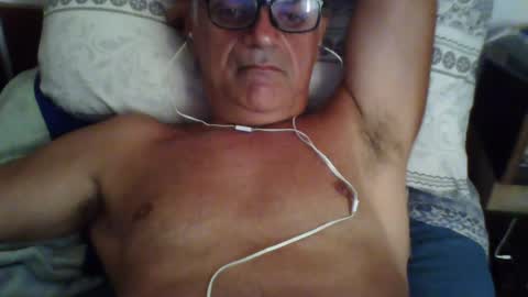 Snapshot of sugar1971 chatting on 06-24-26, 12:37 paolo online show from 06-24-26, 12:37