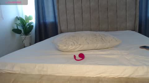 Snapshot of sugar_br0wn chatting on 09-30-25, 07:57 sugarboooty online show from 09-30-25, 07:57