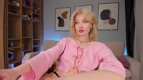 sugar_club online show from 12-01-24, 07:14