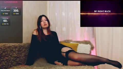 Snapshot of sugar_desire chatting on 05-17-26, 08:49 Instagram faroffland online show from 05-17-26, 08:49