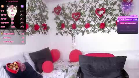 Snapshot of sugar_mom3 chatting on 03-08-25, 05:43 nancy online show from 03-08-25, 05:43