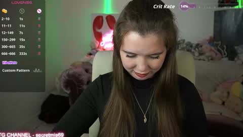 Mia online show from 10-09-25, 10:52