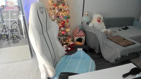 Kinga online show from 12-27-24, 09:43