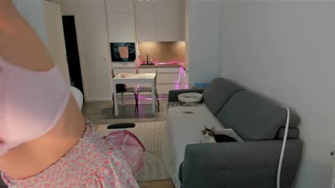 Kinga online show from 11-28-25, 05:10