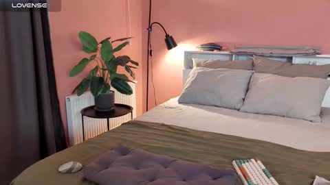 Maria online show from 10-03-25, 02:14